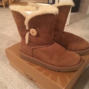 UGG Bailey Boot Chestnut